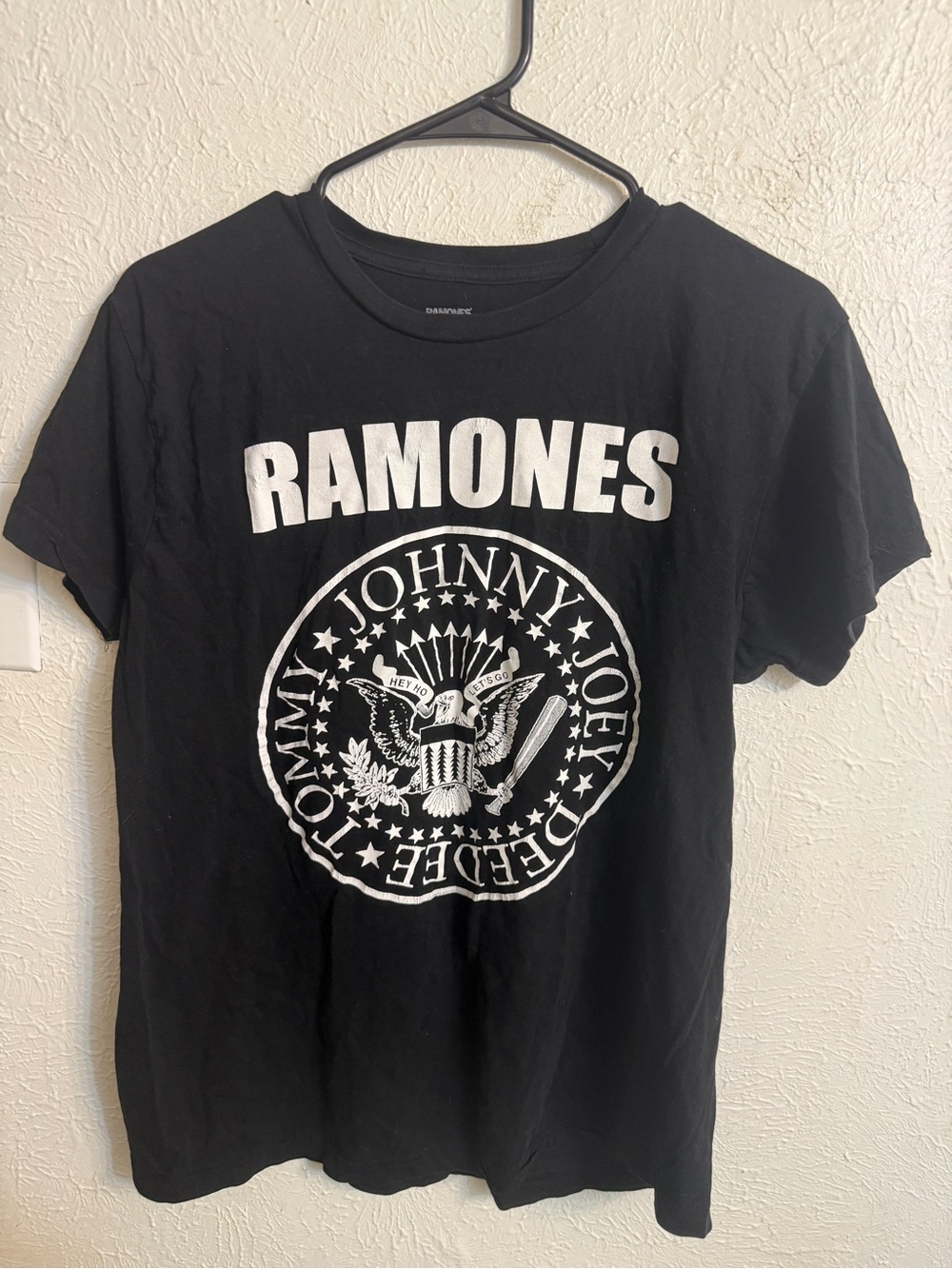 The Ramones Black Graphic Tee - Band Logo Short Sleeve Shirt